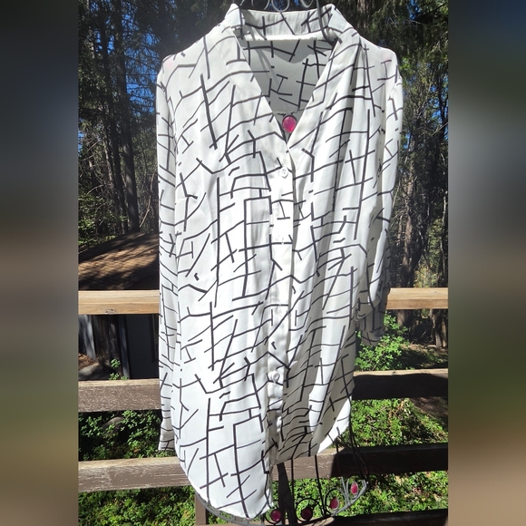 Zara Tops - Zara White Black Printed Button-Down Blouse SzL NWOT